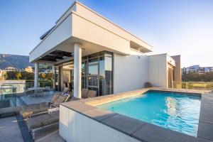 Lawhill Luxury Apartments - V & A Waterfront