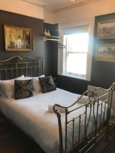 Double Room room in The Warren Belfast - Unique Accommodation