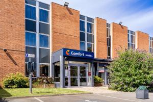 Hotels Comfort Hotel Lille L'Union : photos des chambres