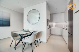 Keysplease Luxury 1 BR Apt Address W Private Beach, JBR