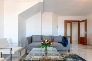 797 Holiday Rentals -Lujoso Atico duplex en el centro de Benalmadena