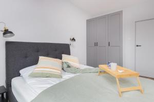 Modern Apartment Gdansk Wrzeszcz by Renters