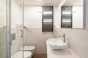 Roma private rooms