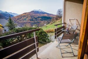 Appartements Les Tilleuls 22 - balcon vue montagne : photos des chambres