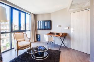 Hotels Hotel De France : photos des chambres