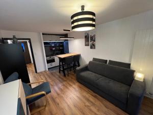 Cosy studio for 4 near ski lift, MELEZES K22