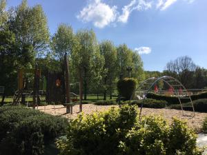 Campings Camping Le Douzou : photos des chambres