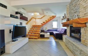 3 Bedroom Pet Friendly Home In Ludbreg 