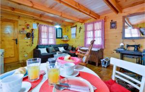 2 Bedroom Amazing Home In Lepoglava 