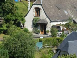 Maisons de vacances Le gite d'en haut : Maison 4 Chambres