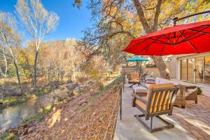 Beautiful Cabin with Deck on East Verde River!