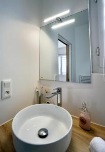 Appartements Le Bellevue *A 2 pas de la mer * Hyper centre* : photos des chambres