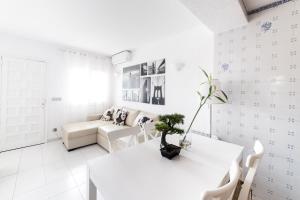 Moonkey - Halcón 23. Vistas al Cap de la Nao