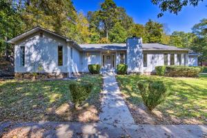 Charming Central Home Near Golfing and Hiking