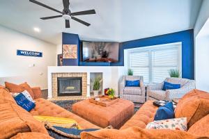San Antonio Home w Hot Tub & Arcade Games!