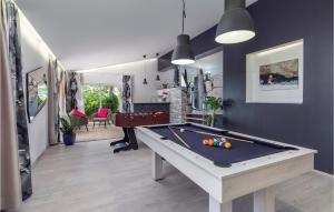 Nice Home In Galizana