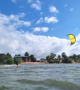 MKS - Kite & Wing Foil camp