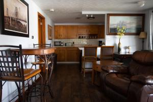 Two Bedroom Home - Walking Distance from The Beach