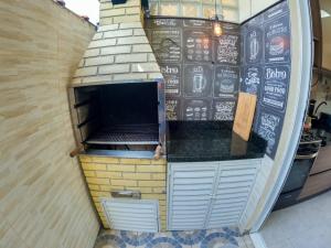 APARTAMENTO COM PISCINA E CHURRASQUEIRA