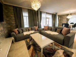 Diamond Villas