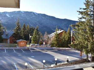 Appartement 2 pièces avec balcon à Méribel, proche commerces et pistes - FR-1-180-86