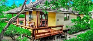 MOOREA - The Golden Reef Bungalow Nuku Hiva - Temae