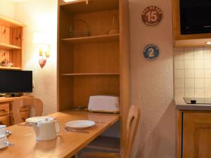 Charmant Studio rénové, balcon Sud, à 50m des pistes - Méribel - FR-1-180-35