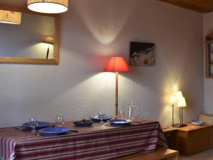 Meribel : Bel Appartement 2 Pièces avec Parking, Proche Pistes et Commerces - FR-1-180-89