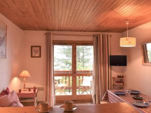 Meribel : Bel Appartement 2 Pièces avec Parking, Proche Pistes et Commerces - FR-1-180-89