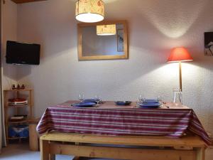 Meribel : Bel Appartement 2 Pièces avec Parking, Proche Pistes et Commerces - FR-1-180-89
