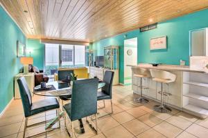 Hollywood Resort Retreat Pool and Beach Access