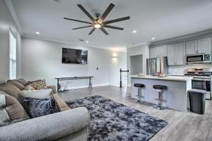 6 Mi to French Quarter Modern New Orleans Gem