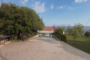 Holiday house with a parking space Kastel Stari, Kastela - 20226