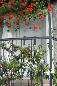 Apartments with parking space Otocac, Velebit - 20246