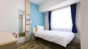 Toyoko Inn Tozai-sen Kiba-eki