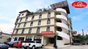 Spiral Suites Hotel