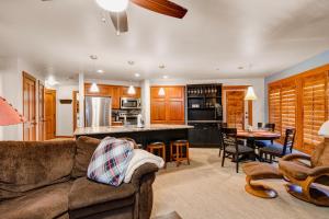 Powderhorn Lodge 504 Aspen View Villa