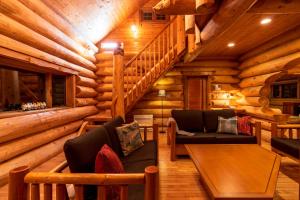 Suite Villa Hakone Sengokuhara Canadian Log