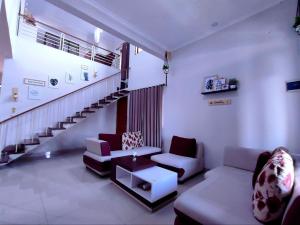 Papringan Suite House