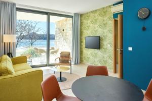 Detached Villa - Premium Sea Side Apartment room in Villas and Apartments Mlini