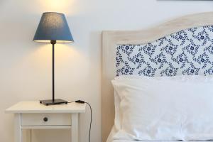 COASTAL Seaview Suite & CENTRAL BALCONY Street View Studio