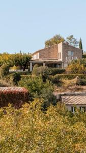Hotels Mas des Romarins, The Originals Relais : photos des chambres