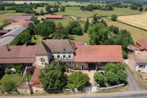 Sejours a la ferme La Bergerie -Nanton ancienne ferme renovee avec piscine  pour familles : photos des chambres