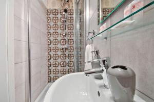 Old Lodge Studio 5 by Vallettastay