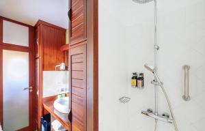 Hotels Hotel de La Plage : photos des chambres