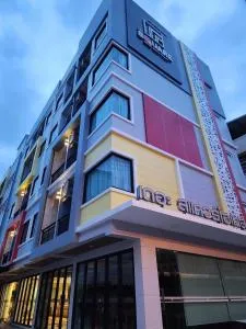 The Square Hotel เดอะสแควร์โฮเทลนครพนม - Ban Nong Saeng