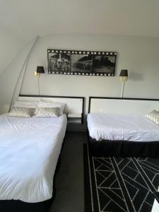 Hotels Hotel Celine - Hotel de la Gare : Chambre Lit Jumeaux ou Triple