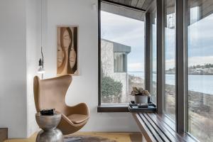 Seaside Villa - 6 Bedrooms HG OOOO6077