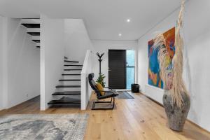 Seaside Villa - 6 Bedrooms HG OOOO6077