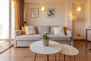 797 Holiday Rentals- Atico en Arroyo de la miel con hermosas vistas